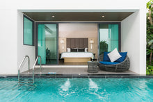 Load image into Gallery viewer, Thai Teaw Thai 77
